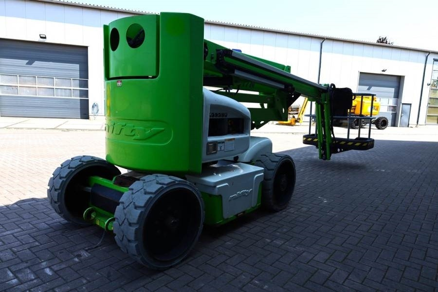 Niftylift HR17N Hybrid MK3 Hybrid Battery & Diesel, 17m Work - Коленчатый подъемник: фото 2 Niftylift HR17N Hybrid MK3 Hybrid Battery & Diesel, 17m Work - Коленчатый подъемник: фото 2