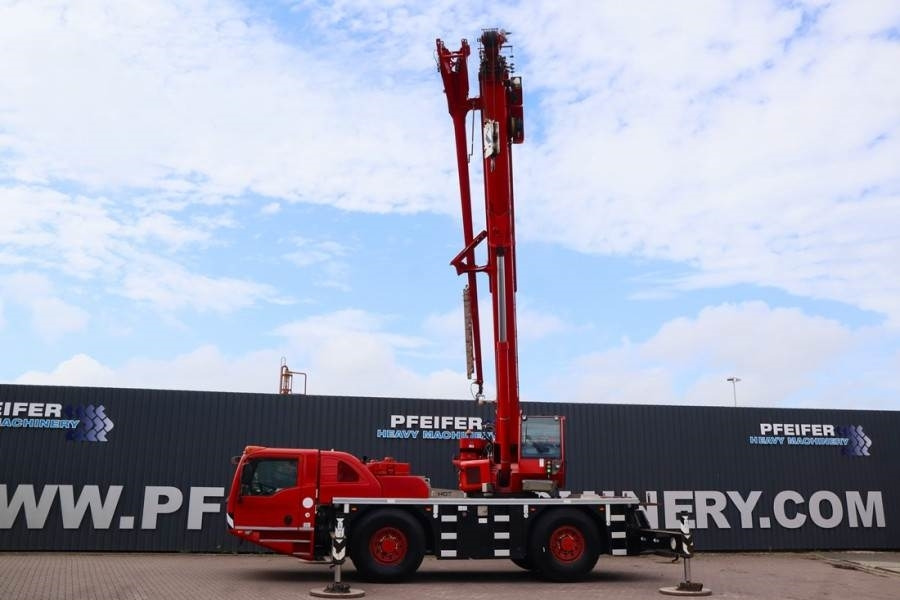 Terex AC40/2L Diesel, 4x4 Drive And 4-Wheel Steering, 40  - Вседорожный кран: фото 2 Terex AC40/2L Diesel, 4x4 Drive And 4-Wheel Steering, 40  - Вседорожный кран: фото 2