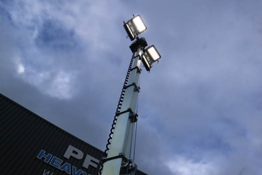 Trime X-BOX 4x320W Valid inspection, *Guarantee! H - Осветительная мачта: фото 4 Trime X-BOX 4x320W Valid inspection, *Guarantee! H - Осветительная мачта: фото 4