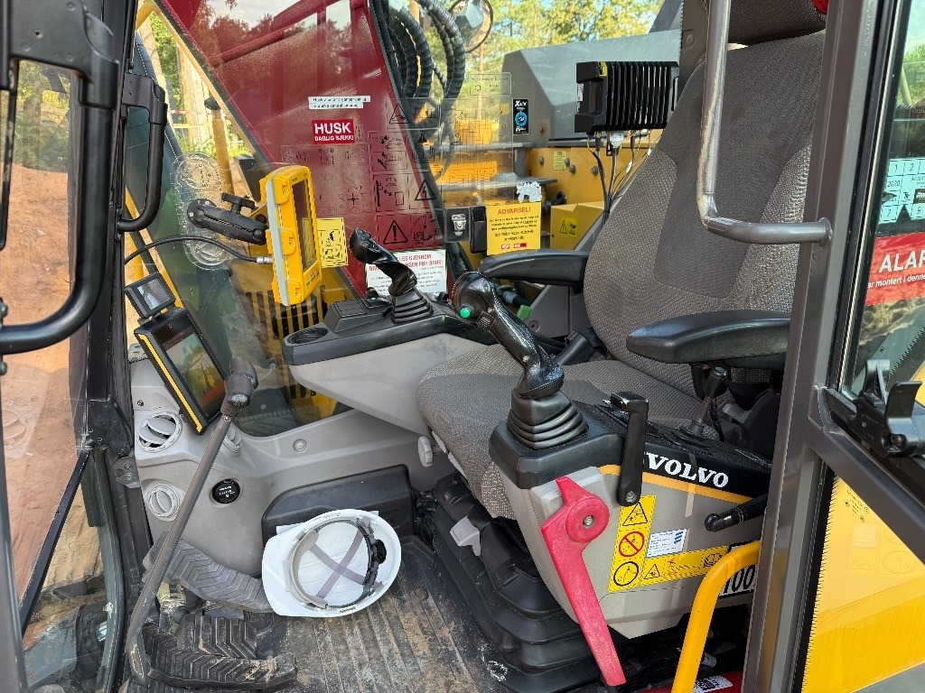 Volvo 145el - Гусеничный экскаватор: фото 4 Volvo 145el - Гусеничный экскаватор: фото 4