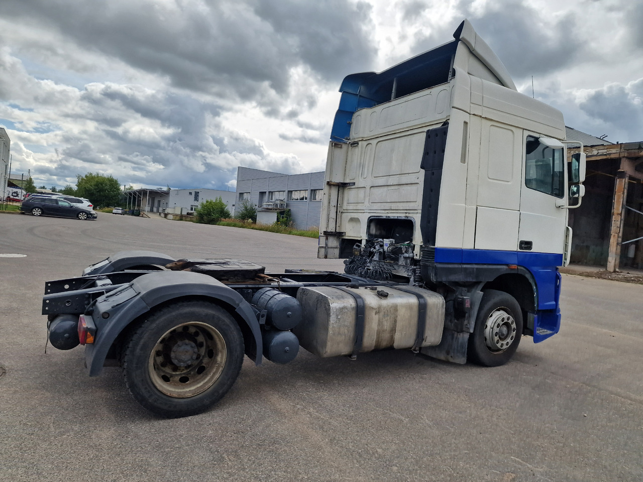 DAF 95.430 XF Euro2 manual - Тягач: фото 3 DAF 95.430 XF Euro2 manual - Тягач: фото 3