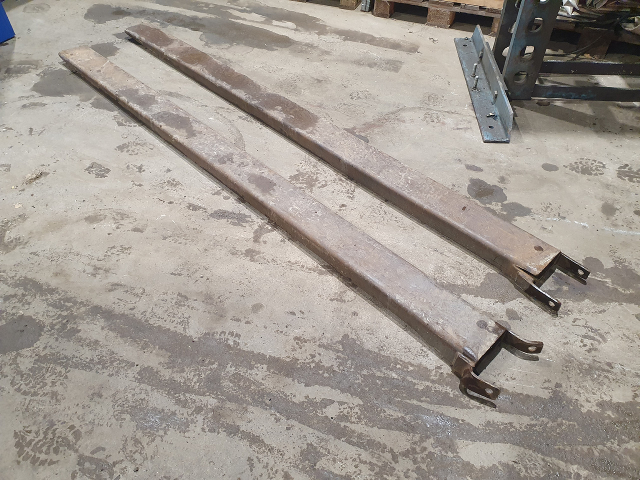 1 par - Вилы для Строительной техники: фото 1 1 par - Вилы для Строительной техники: фото 1