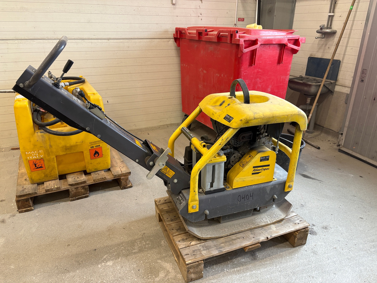 Atlas Copco LG 200 - Виброплита: фото 1 Atlas Copco LG 200 - Виброплита: фото 1