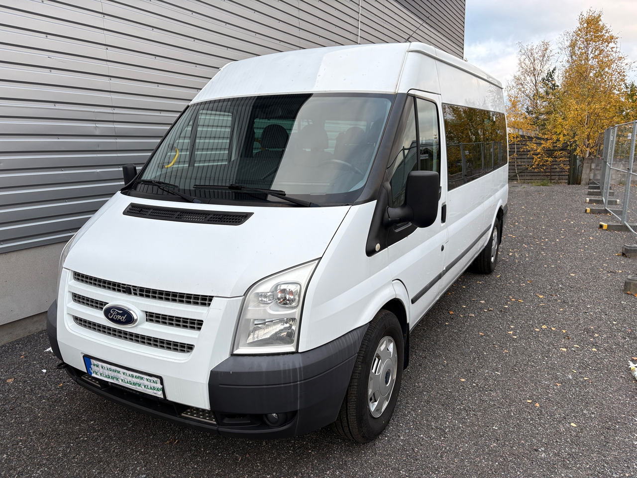 Ford Transit - Микроавтобус, Пассажирский фургон: фото 1 Ford Transit - Микроавтобус, Пассажирский фургон: фото 1