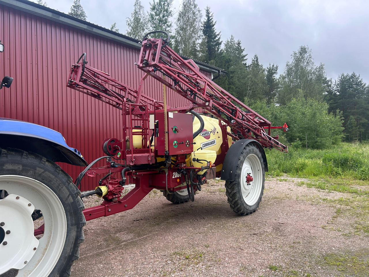 Hardi Commander 2800 - Опрыскиватель: фото 1 Hardi Commander 2800 - Опрыскиватель: фото 1