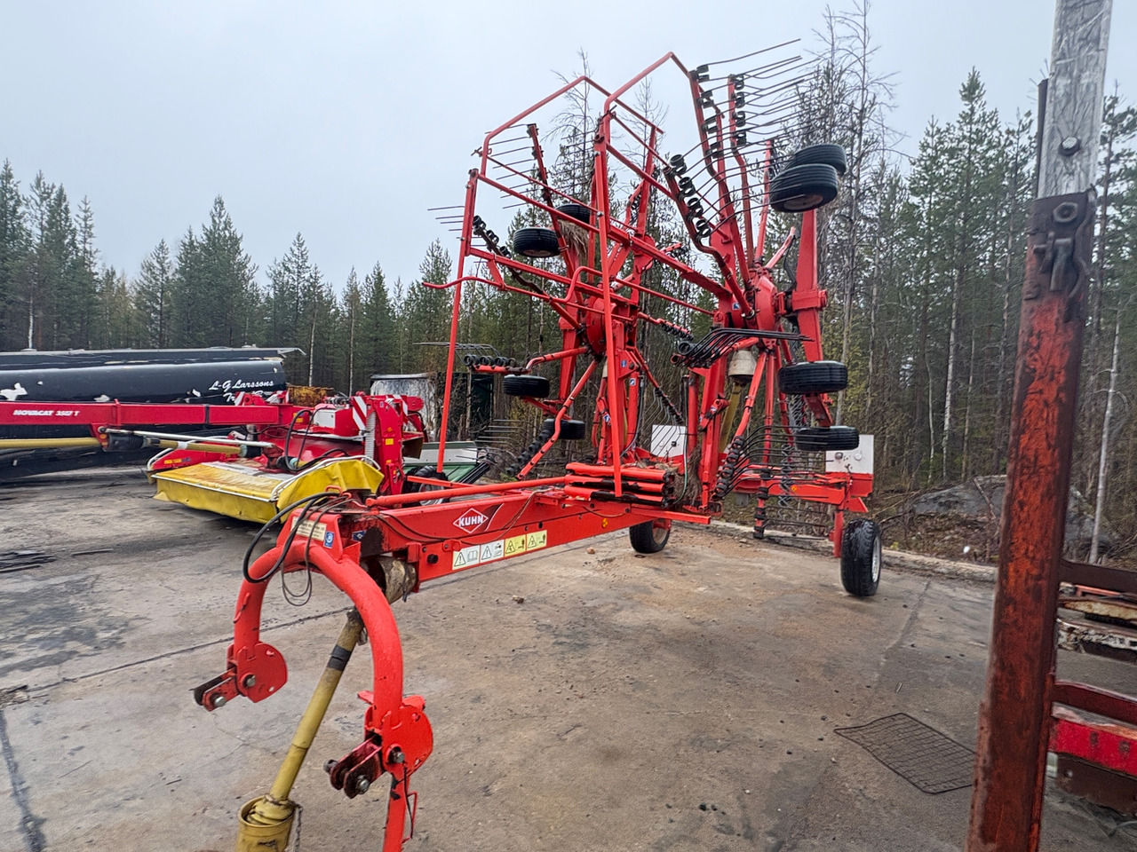 Kuhn GA7501 - Сеноворошилка: фото 1 Kuhn GA7501 - Сеноворошилка: фото 1