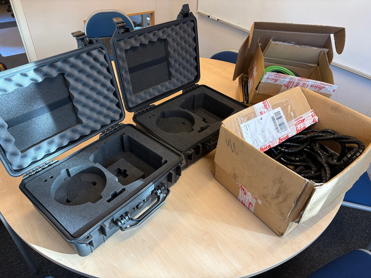 Leica  - Строительное оборудование: фото 1 Leica  - Строительное оборудование: фото 1