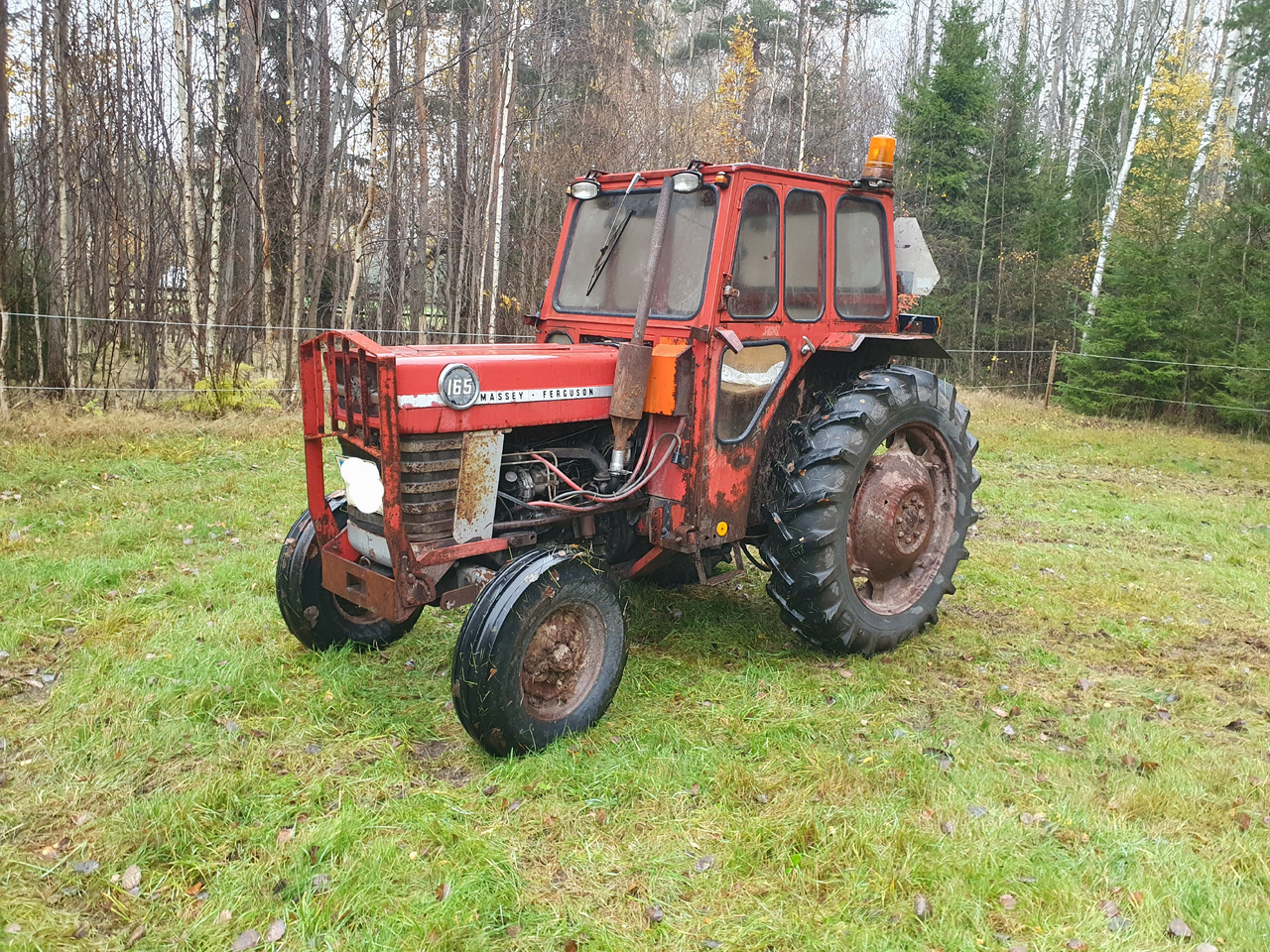 Massey Ferguson 165 - Трактор: фото 1 Massey Ferguson 165 - Трактор: фото 1