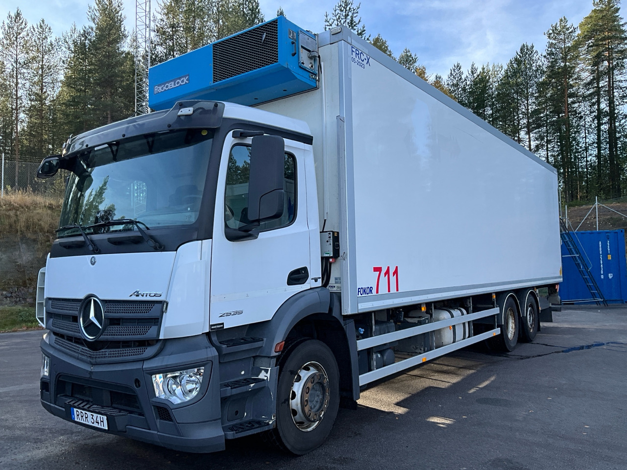 Mercedes-Benz Antos 2535 - Рефрижератор: фото 1 Mercedes-Benz Antos 2535 - Рефрижератор: фото 1