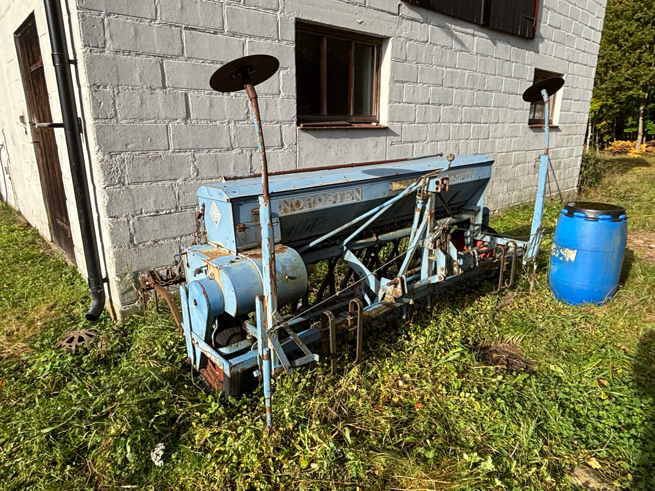 Nordsten Lift-o-matic - Посевная техника: фото 1 Nordsten Lift-o-matic - Посевная техника: фото 1