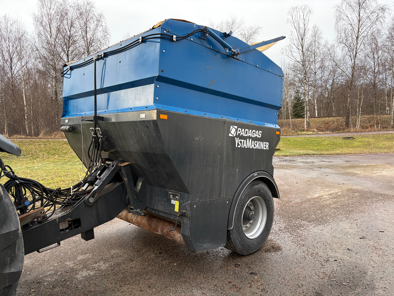 Padagas Sp4000/9000 - Разбрасыватель песка/ Соли: фото 1 Padagas Sp4000/9000 - Разбрасыватель песка/ Соли: фото 1