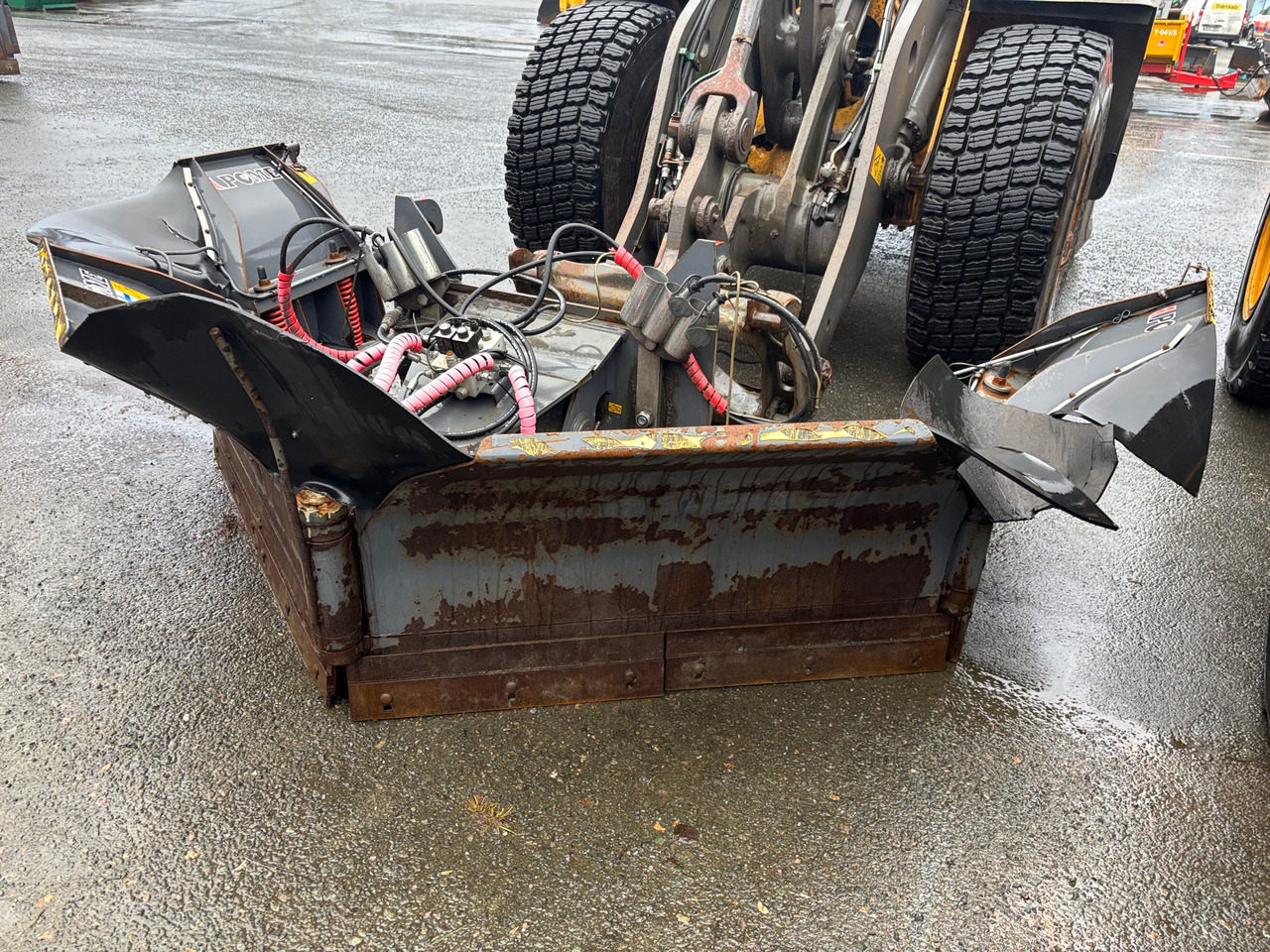 Pome - Отвал для снега: фото 1 Pome - Отвал для снега: фото 1