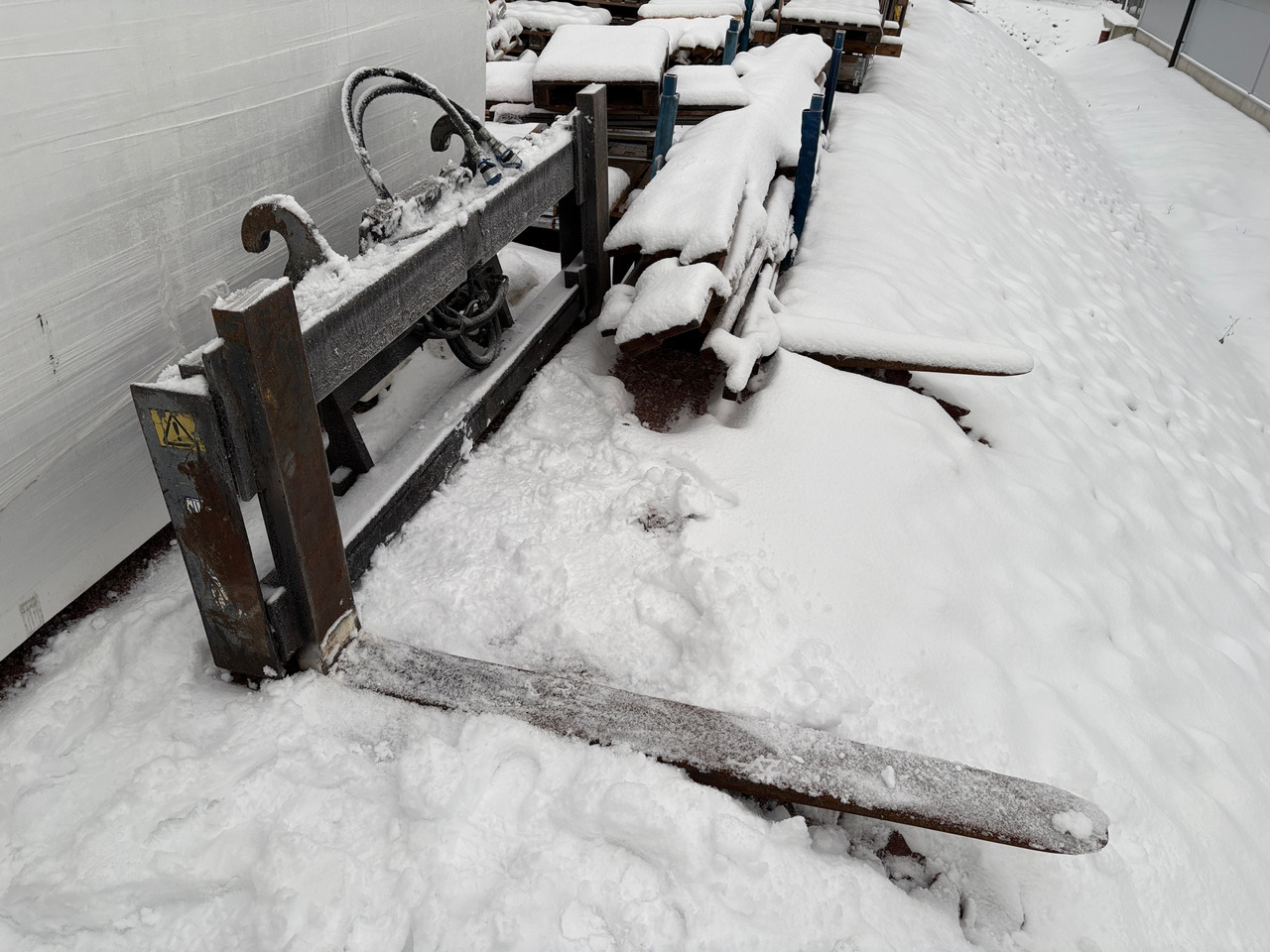 Siljum - Вилы для Строительной техники: фото 1 Siljum - Вилы для Строительной техники: фото 1