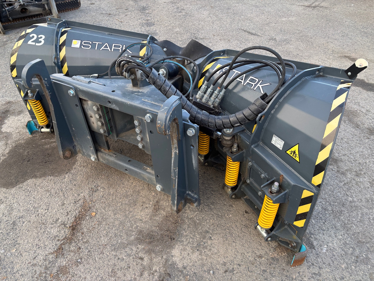 Stark NL 2800 - Отвал для снега: фото 1 Stark NL 2800 - Отвал для снега: фото 1