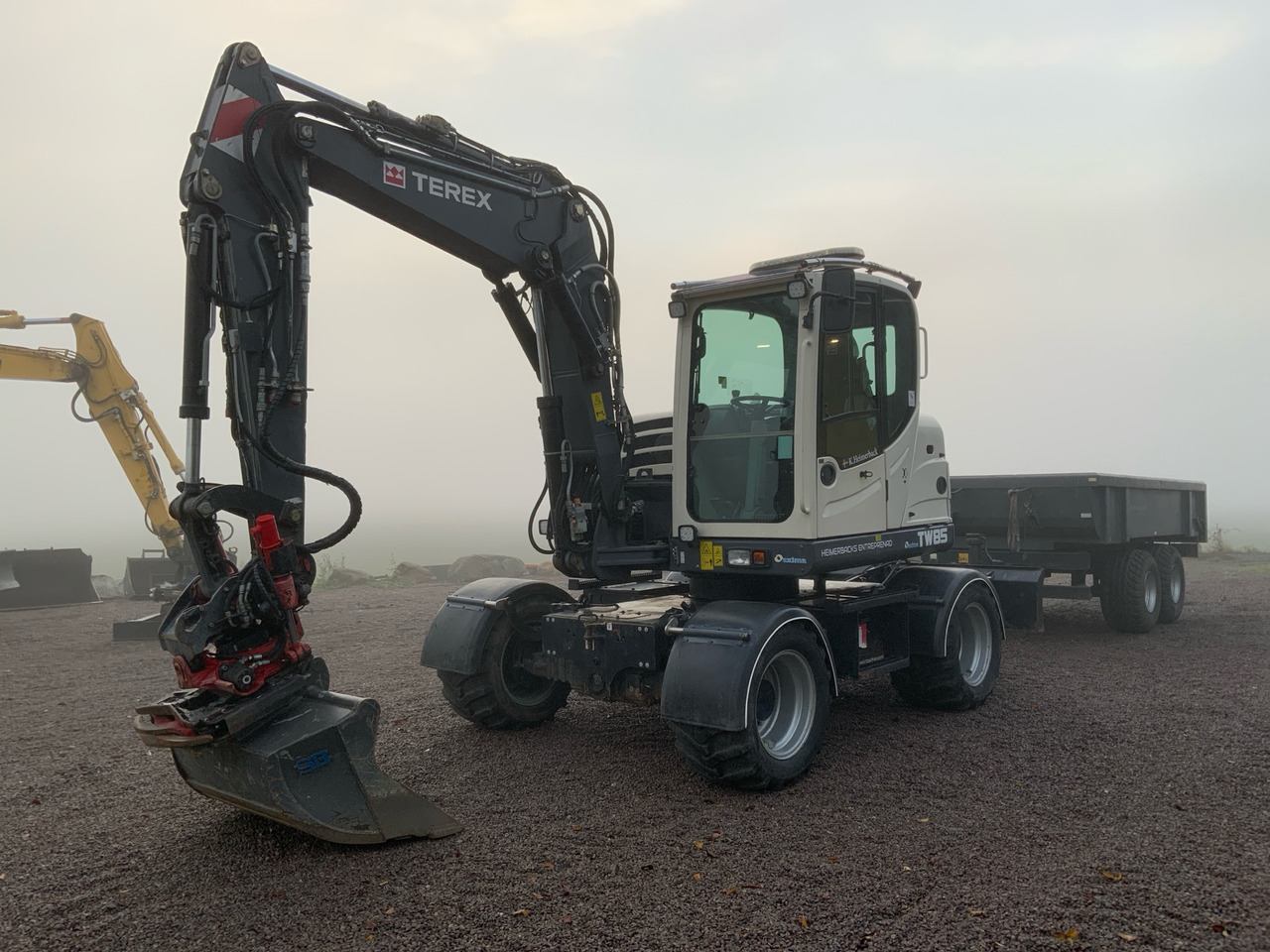 Terex TW85 W1572-19 - Экскаватор: фото 1 Terex TW85 W1572-19 - Экскаватор: фото 1