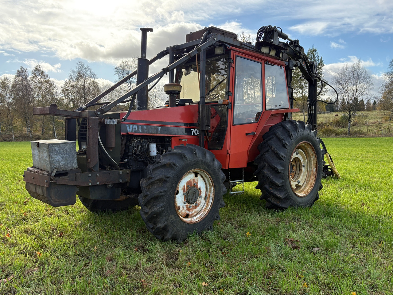 Valmet 705 - Трактор: фото 1 Valmet 705 - Трактор: фото 1