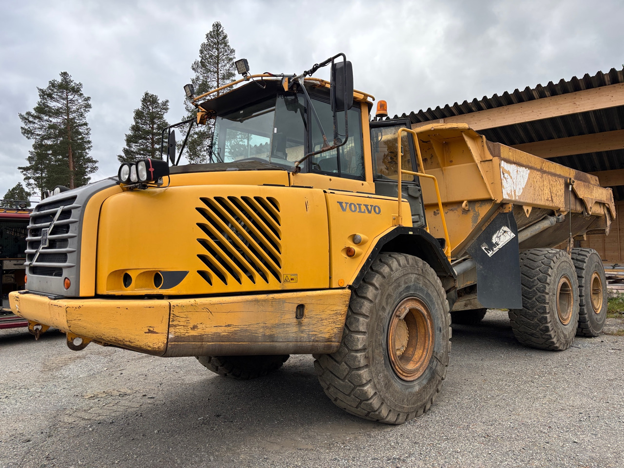 Volvo A25D - Внедорожный самосвал: фото 1 Volvo A25D - Внедорожный самосвал: фото 1