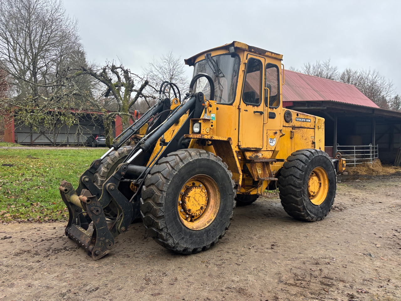Volvo BM L50 - Колёсный погрузчик: фото 1 Volvo BM L50 - Колёсный погрузчик: фото 1