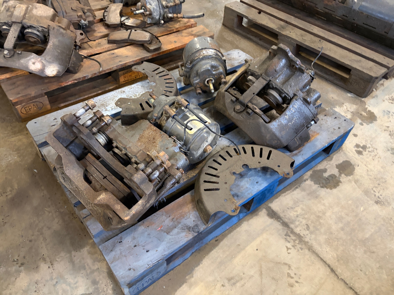 Volvo FH16 580 Tridem - Детали тормозной системы для Грузовиков: фото 1 Volvo FH16 580 Tridem - Детали тормозной системы для Грузовиков: фото 1