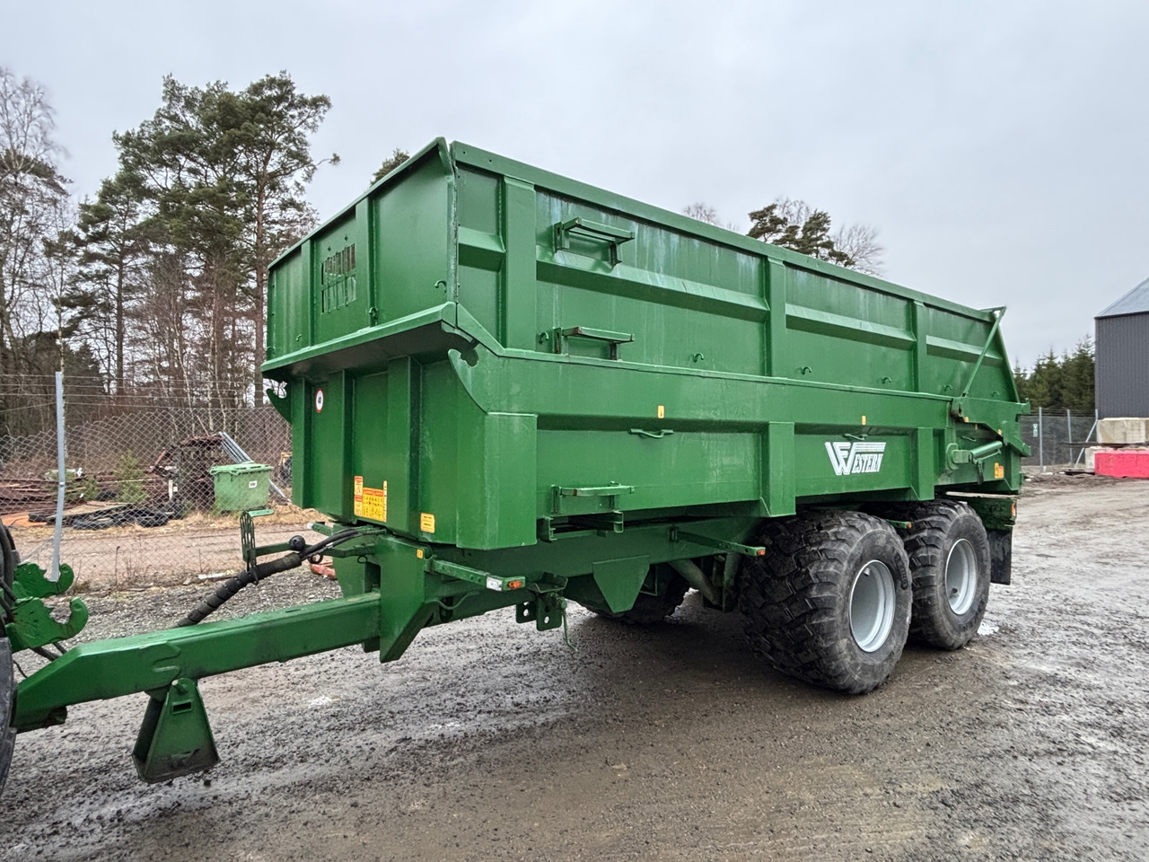 Western WF16DL - Самосвальный прицеп: фото 1 Western WF16DL - Самосвальный прицеп: фото 1