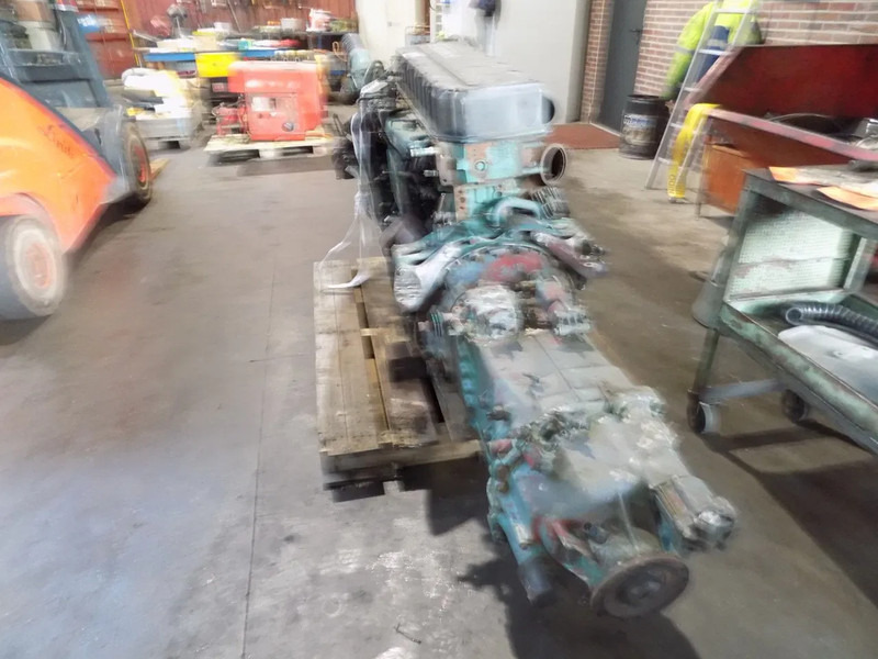 Двигатель Volvo D12A 380 D12A 380 pk: фото 12