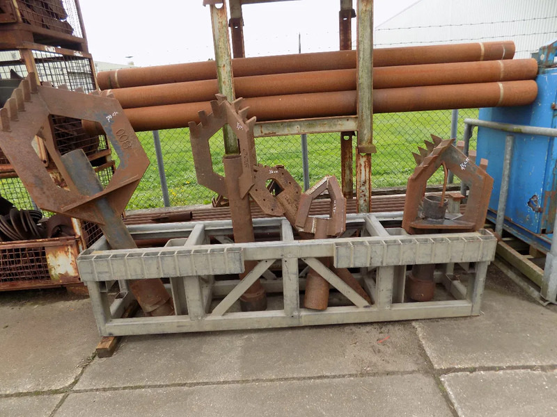 Boorschroef voor casing drilling boorschroef voor casing drilling - Буровая машина: фото 1 Boorschroef voor casing drilling boorschroef voor casing drilling - Буровая машина: фото 1
