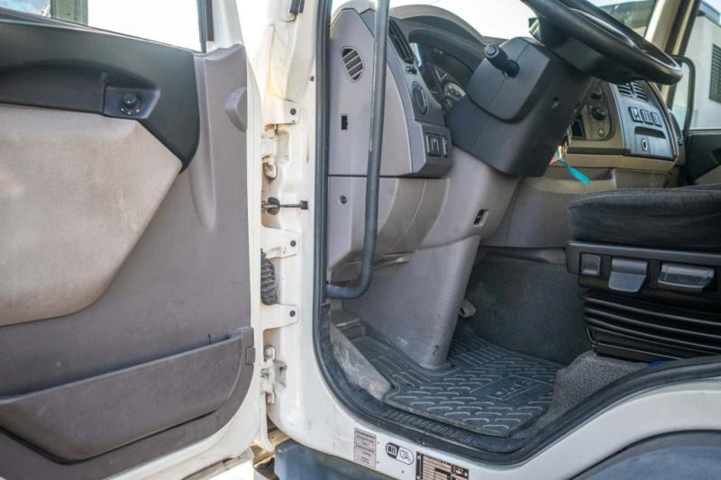 Грузовик с закрытым кузовом DAF LF 220(16t)+DHOLLANDIA: фото 7