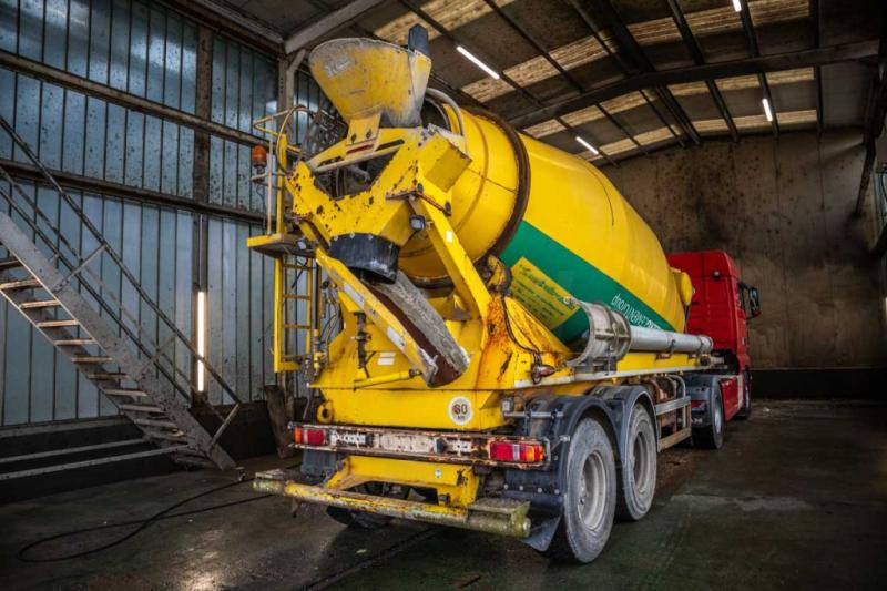 DE BUF BETON MIXER/MALAXEUR/MISCHER 12M3 - Полуприцеп бетоносмеситель: фото 3 DE BUF BETON MIXER/MALAXEUR/MISCHER 12M3 - Полуприцеп бетоносмеситель: фото 3