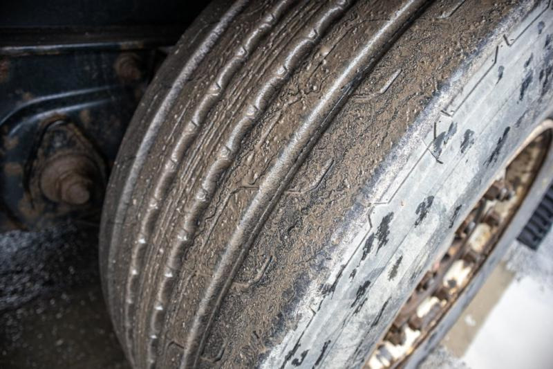 Полуприцеп бортовой/ Платформа Krone SD27-PLATEAU-39000 KG MTM: фото 9 Полуприцеп бортовой/ Платформа Krone SD27-PLATEAU-39000 KG MTM: фото 9