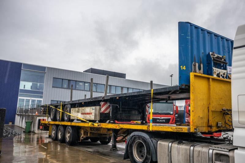 Krone SD27-PLATEAU-39000 KG MTM - Полуприцеп бортовой/ Платформа: фото 2 Krone SD27-PLATEAU-39000 KG MTM - Полуприцеп бортовой/ Платформа: фото 2