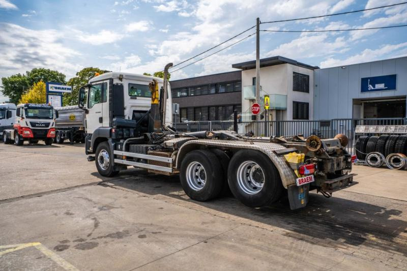 MAN TGS 28.360 BL+INTARDER+10 Pneus/tires - Крюковой мультилифт: фото 5 MAN TGS 28.360 BL+INTARDER+10 Pneus/tires - Крюковой мультилифт: фото 5