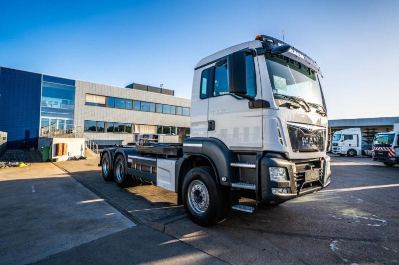 MAN TGS 33.430 BL - Крюковой мультилифт: фото 2 MAN TGS 33.430 BL - Крюковой мультилифт: фото 2