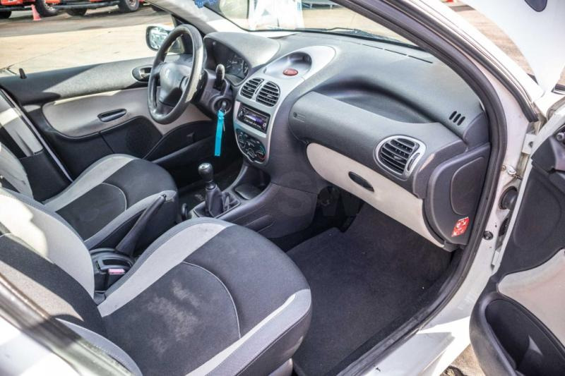 Легковой автомобиль Peugeot 206 SW: фото 10 Легковой автомобиль Peugeot 206 SW: фото 10