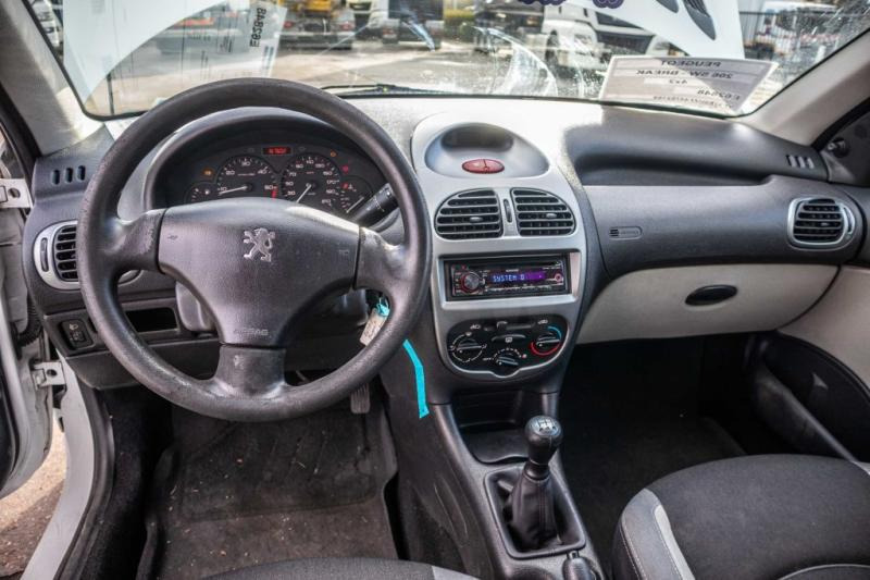 Легковой автомобиль Peugeot 206 SW: фото 8 Легковой автомобиль Peugeot 206 SW: фото 8