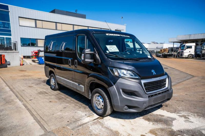 Peugeot BOXER 2.0 HDI - Легковой фургон: фото 2 Peugeot BOXER 2.0 HDI - Легковой фургон: фото 2