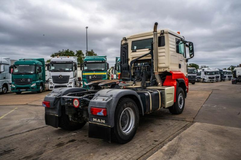 MAN TGS 18.460 BLS 4X4 +KIPHYDR / (met Cardan) - Тягач: фото 4 MAN TGS 18.460 BLS 4X4 +KIPHYDR / (met Cardan) - Тягач: фото 4