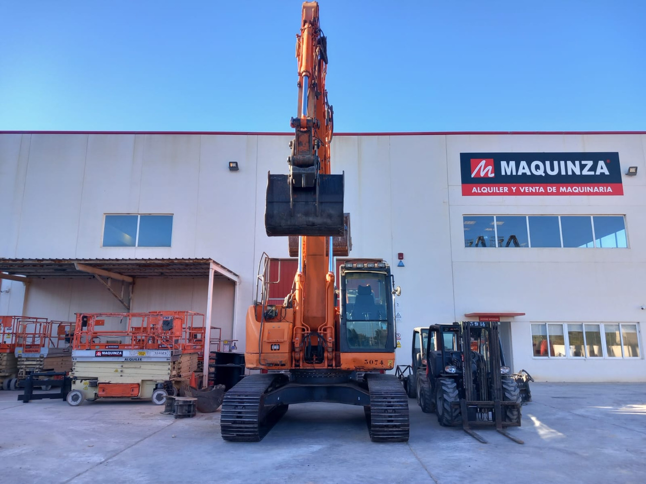 DOOSAN DX235LCR - Гусеничный экскаватор: фото 2 DOOSAN DX235LCR - Гусеничный экскаватор: фото 2