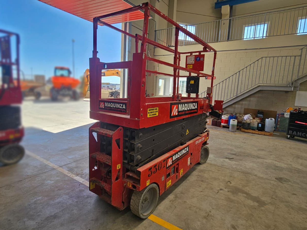 MANITOU 100SEC - Ножничный подъемник: фото 3 MANITOU 100SEC - Ножничный подъемник: фото 3