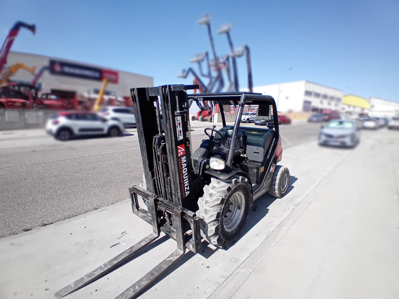 MANITOU MC18.4 D - Дизельный погрузчик: фото 2 MANITOU MC18.4 D - Дизельный погрузчик: фото 2