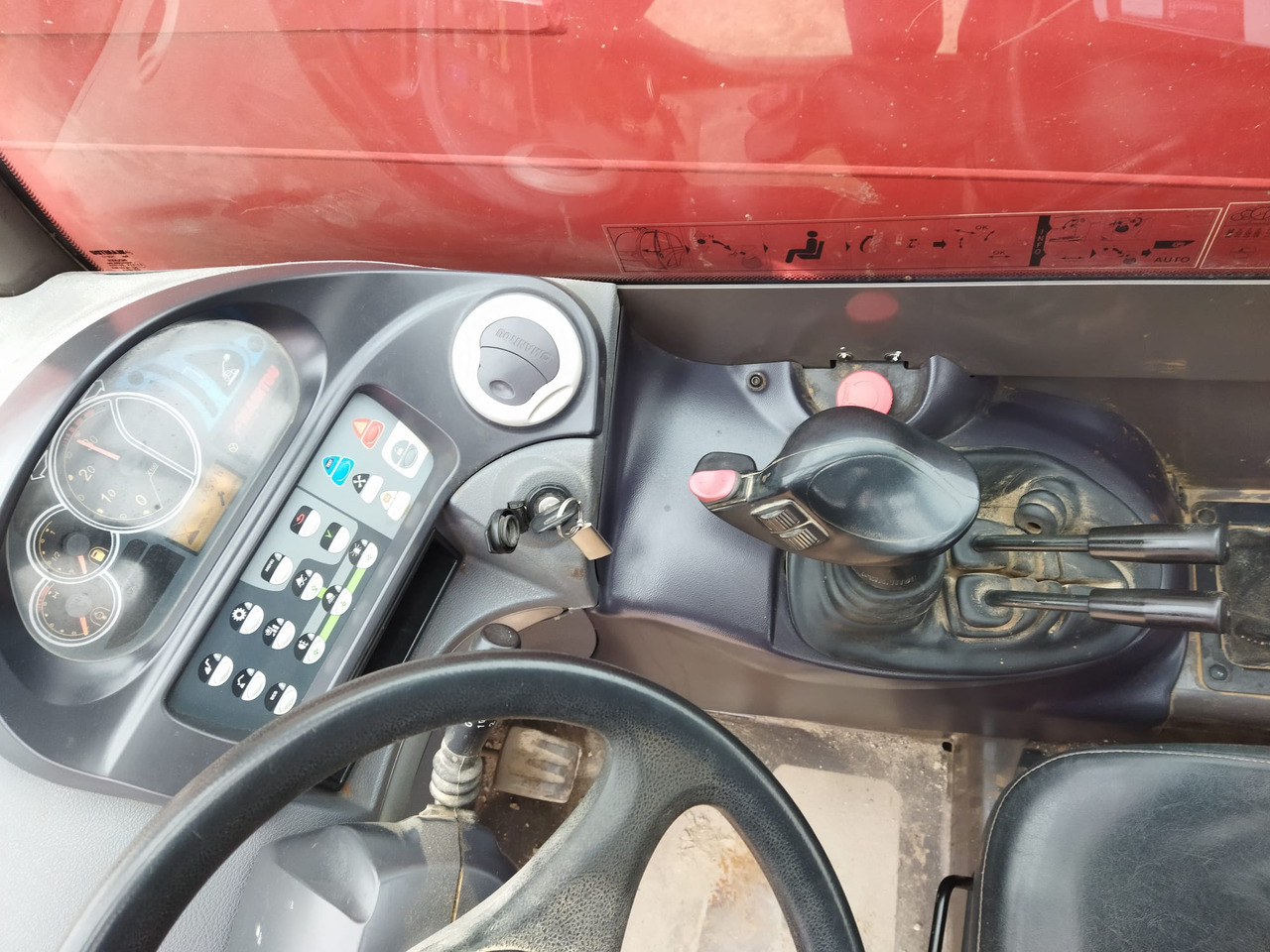 MANITOU MT1335 EASY в лизинг MANITOU MT1335 EASY: фото 15 MANITOU MT1335 EASY в лизинг MANITOU MT1335 EASY: фото 15