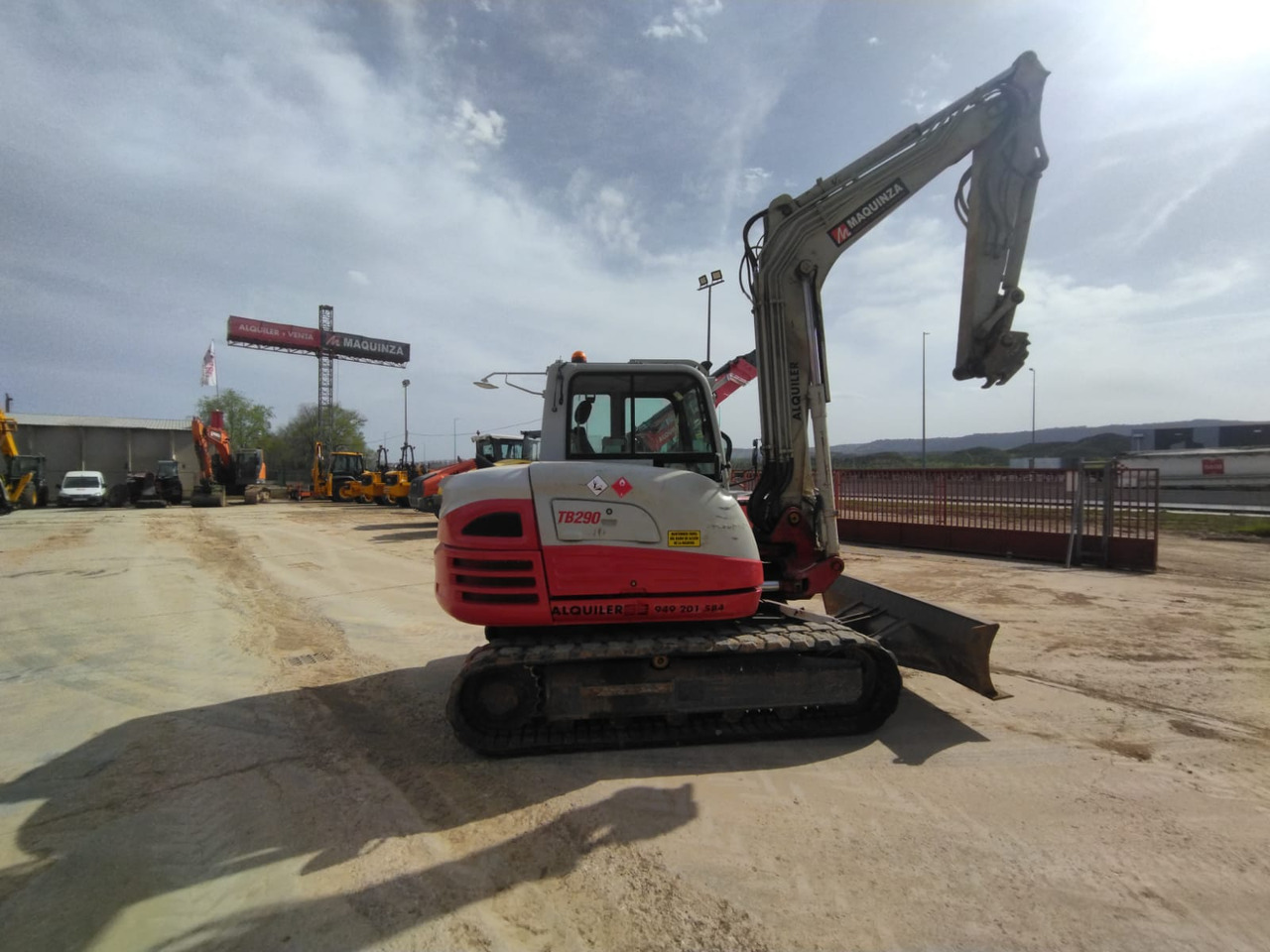 TAKEUCHI TB290 - Мини-экскаватор: фото 4 TAKEUCHI TB290 - Мини-экскаватор: фото 4