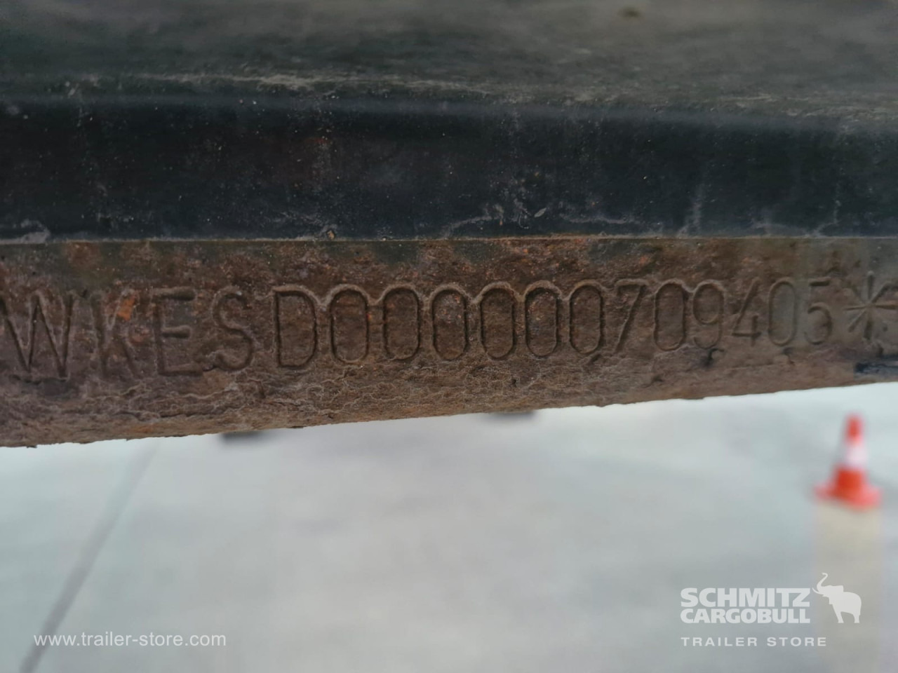 KRONE Curtainsider Mega - Тентованный полуприцеп: фото 4 KRONE Curtainsider Mega - Тентованный полуприцеп: фото 4