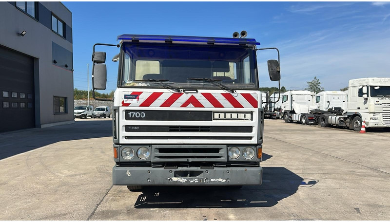 DAF 1700 ATI (MANUAL PUMP / EURO 2 / STEEL SUSP. / LAMES / CLEAN CONDITION) - Самосвал: фото 2 DAF 1700 ATI (MANUAL PUMP / EURO 2 / STEEL SUSP. / LAMES / CLEAN CONDITION) - Самосвал: фото 2