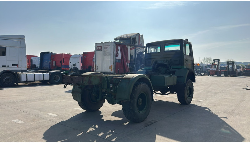 Iveco Magirus 110 - 16 (4X4 / 57000 KM / LAMES / GRAND PONT / 6 CYLINDRES EN LIGNE !! / MANUAL PUMP) - Грузовик-шасси: фото 5 Iveco Magirus 110 - 16 (4X4 / 57000 KM / LAMES / GRAND PONT / 6 CYLINDRES EN LIGNE !! / MANUAL PUMP) - Грузовик-шасси: фото 5