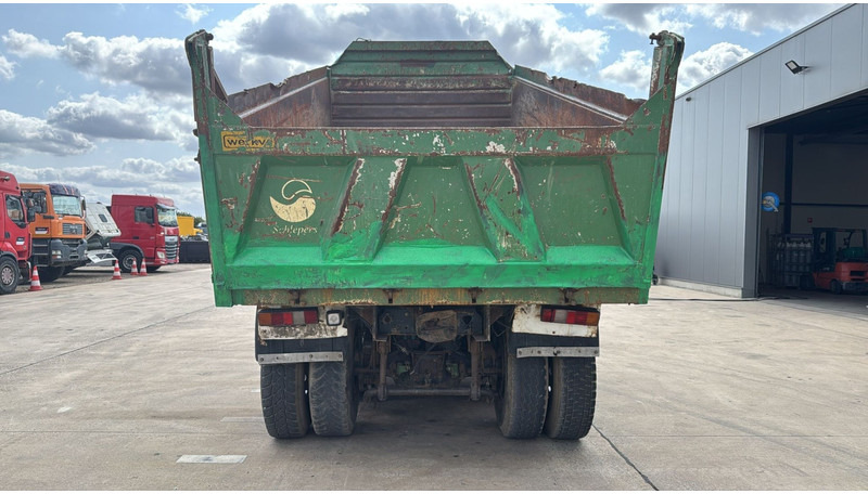 MAN 28.372 (6X6 / BIG AXLE / STEEL SUSPENSION / MANUAL PUMP / 6 CYLINDER / POMPE MANUELLE) - Самосвал: фото 5 MAN 28.372 (6X6 / BIG AXLE / STEEL SUSPENSION / MANUAL PUMP / 6 CYLINDER / POMPE MANUELLE) - Самосвал: фото 5