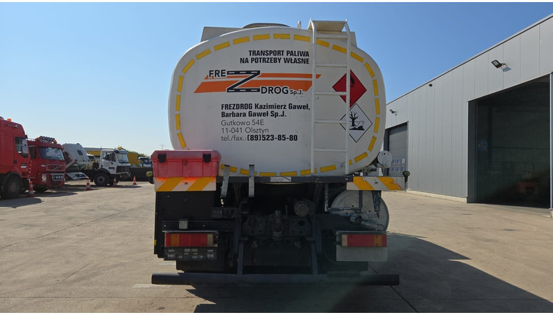 MAN TGA 18.460 (14.140L / MANUAL PUMP / MANUAL GEARBOX / TOP CONDITON / BOITE & POMPE MANUELLE) - Грузовик-цистерна: фото 5 MAN TGA 18.460 (14.140L / MANUAL PUMP / MANUAL GEARBOX / TOP CONDITON / BOITE & POMPE MANUELLE) - Грузовик-цистерна: фото 5