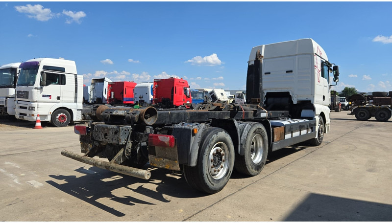 MAN TGA 26.440 (MANUAL GEARBOX / FRONT STEEL / 6X2 / BOITE MANUELLE / DEVANT LAMES) - Грузовик-шасси: фото 5 MAN TGA 26.440 (MANUAL GEARBOX / FRONT STEEL / 6X2 / BOITE MANUELLE / DEVANT LAMES) - Грузовик-шасси: фото 5