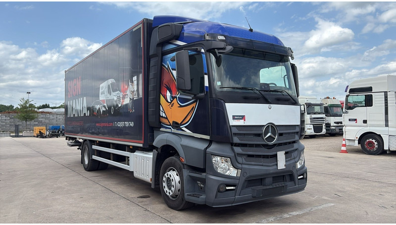Mercedes-Benz ACTROS 1940 (BE TRUCK / TOP CONDITION / LIFT / AIRCO / BOX 8.06X2.47X2.62) - Грузовик с закрытым кузовом: фото 3 Mercedes-Benz ACTROS 1940 (BE TRUCK / TOP CONDITION / LIFT / AIRCO / BOX 8.06X2.47X2.62) - Грузовик с закрытым кузовом: фото 3