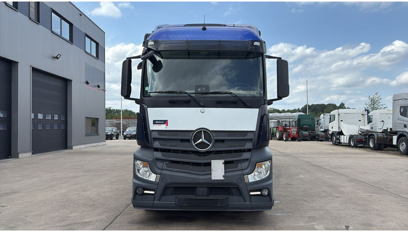 Mercedes-Benz ACTROS 1940 (BE TRUCK / TOP CONDITION / LIFT / AIRCO / BOX 8.06X2.47X2.62) - Грузовик с закрытым кузовом: фото 2 Mercedes-Benz ACTROS 1940 (BE TRUCK / TOP CONDITION / LIFT / AIRCO / BOX 8.06X2.47X2.62) - Грузовик с закрытым кузовом: фото 2