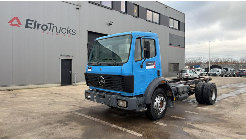 Mercedes-Benz SK 1722 (V6 / LAMES / STEEL SUSP. / BOITE MANUELLE / MANUAL GEARBOX) - Грузовик-шасси: фото 1 Mercedes-Benz SK 1722 (V6 / LAMES / STEEL SUSP. / BOITE MANUELLE / MANUAL GEARBOX) - Грузовик-шасси: фото 1